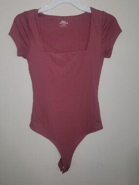 SWS Contour Medium pink ribbed bodysuit